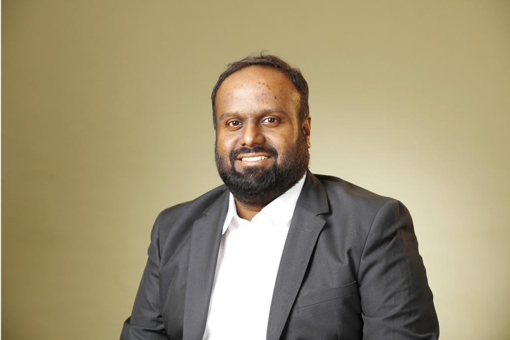 A.V.ADNAN Studio Portrait